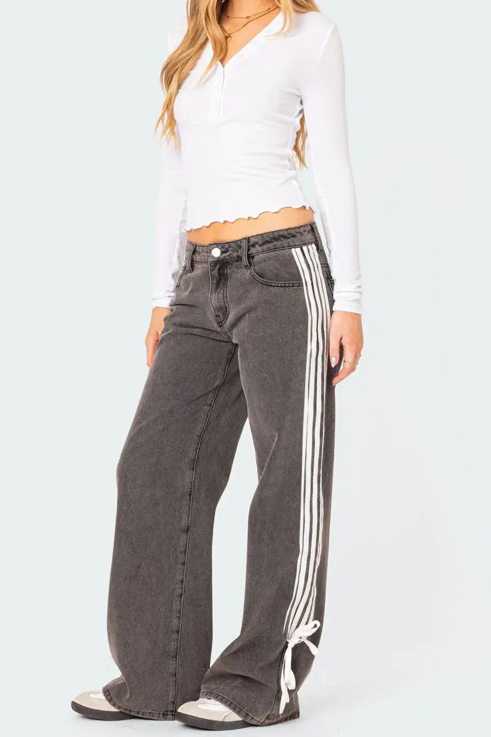 Side Striped Jeans for a Loose Fit Look