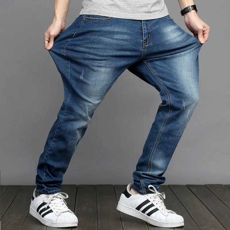 Plus Size Stretch Jeans for Men with Narrow Fit